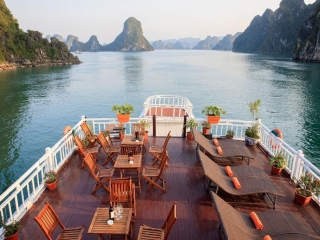 Overnight Halong Cruise