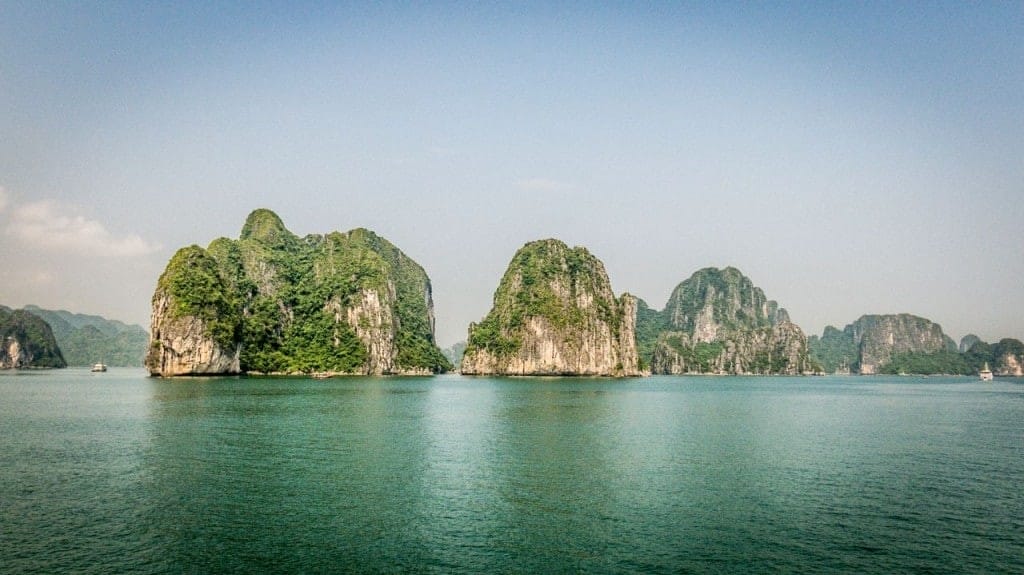 Ha-Long-Bay-Cruise-Vietnam