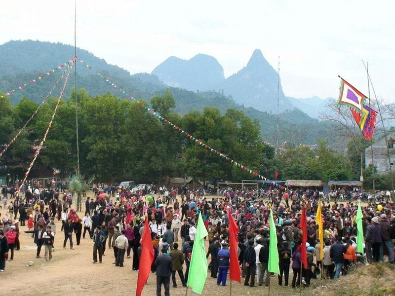 long-tong-festival-of-tay-in-sapa