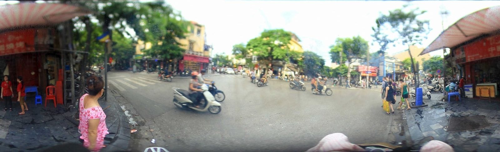 a-panoramic-view-of-hang-bong-street