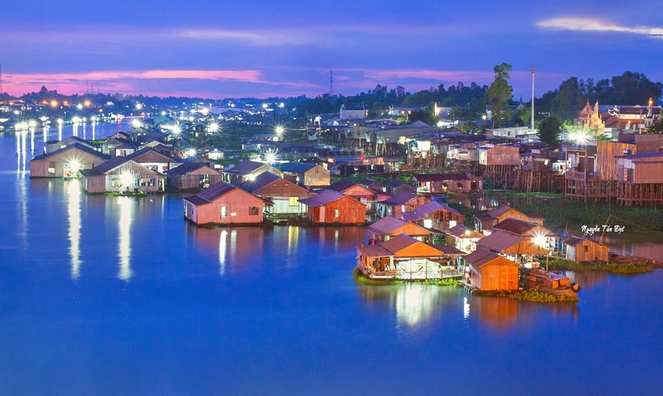 chau-doc-at-night-mekong-delta-travel
