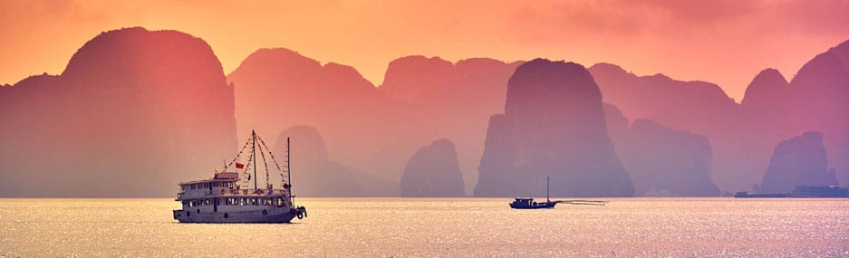 halong-bay-the-best-destination-in-vietnam