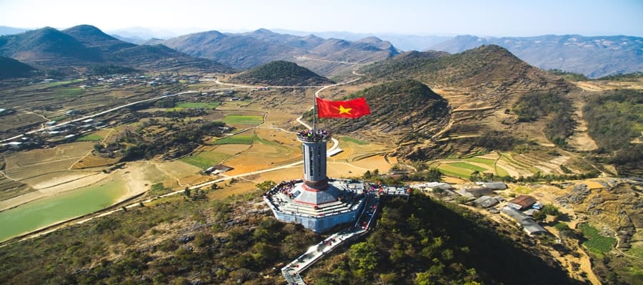 lung-cu-flag-tower-ha-giang-motorbike-tour