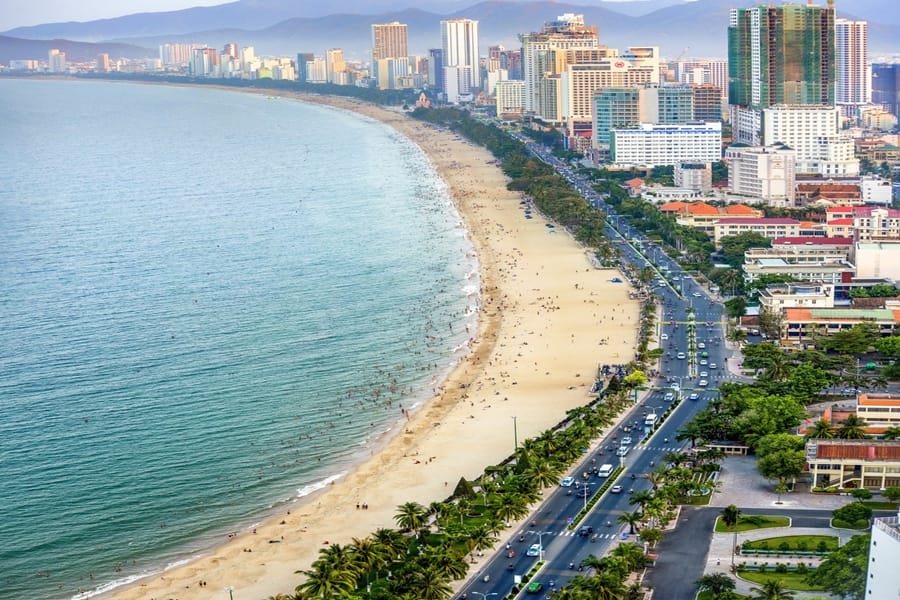 nha-trang-sandy-beach