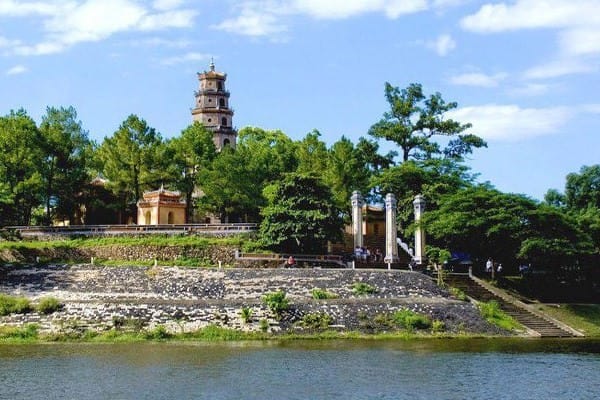 thien-mu-pagoda-hue-ancient-capital