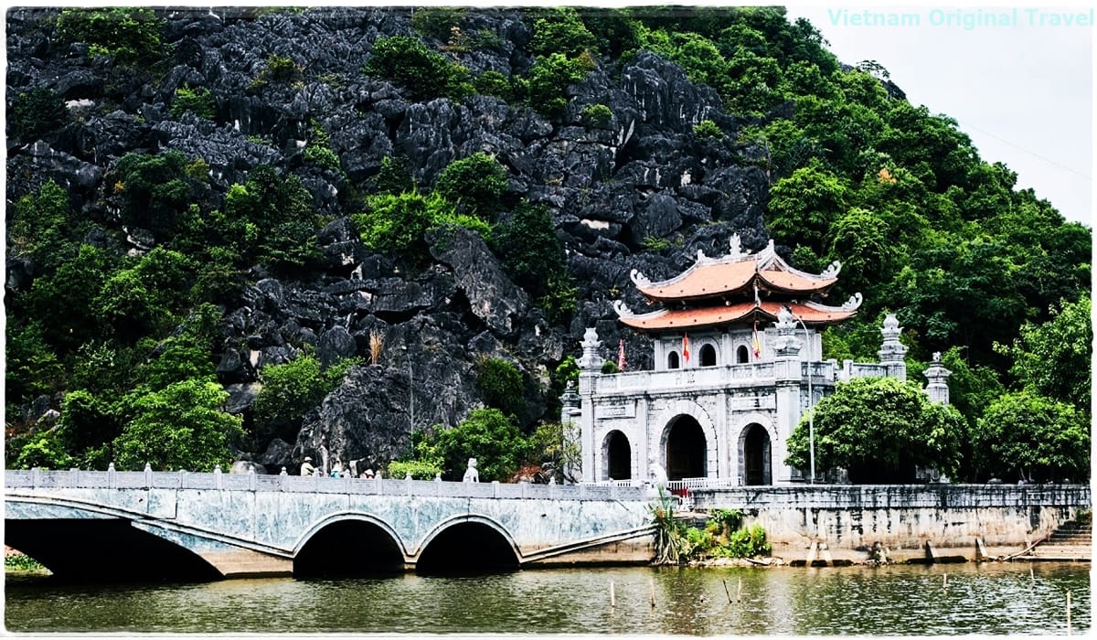 to-15-best-things-to-see-and-do-in-ninh-binh-hoa-lu-ancient-capital